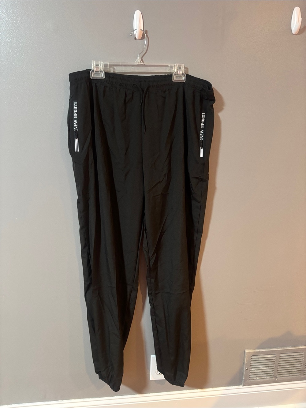 Men’s 3X jogger style athletic pants